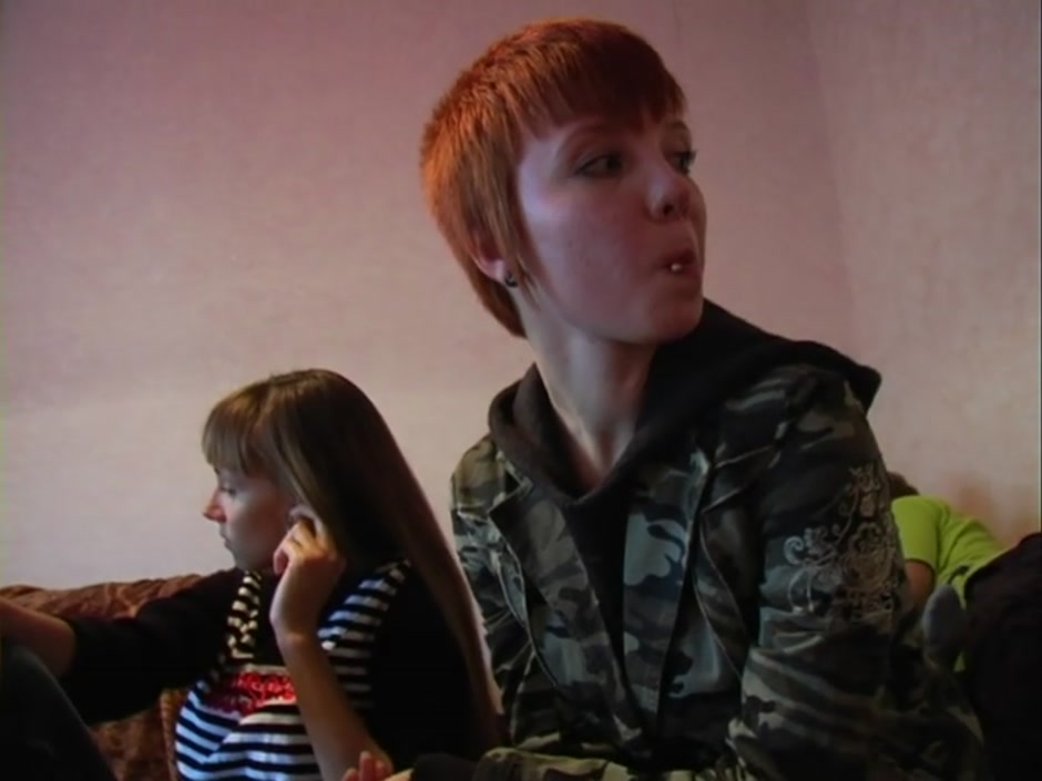 Alsa & Carol & Dazzy Pink & Melanie in a pair of in-love students 18+ enjoying college sex