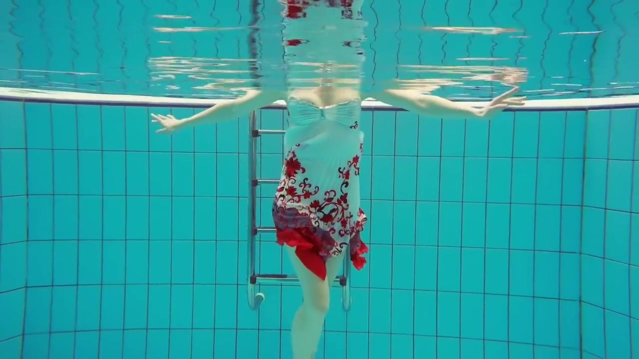 Marketa Surprises You Underwater Being Horny