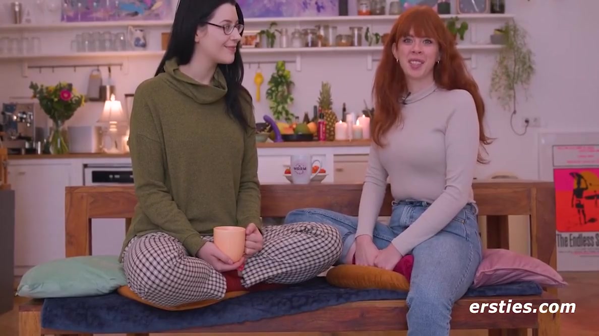 First Time With A Woman - Jessie Confides In Melli