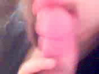 Awesome sucking skills by cute babe in the amateur video