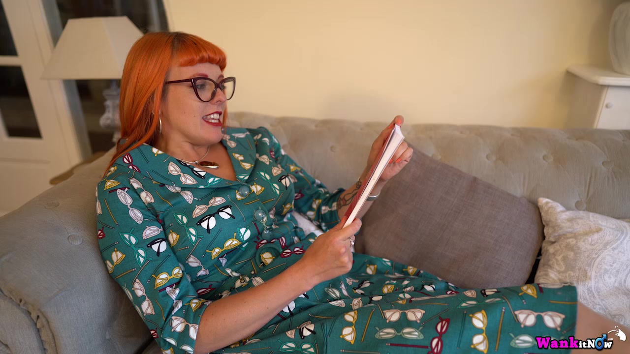 Auburn Fox - Let Me See Your Dick - Sexy Videos - WankitNow