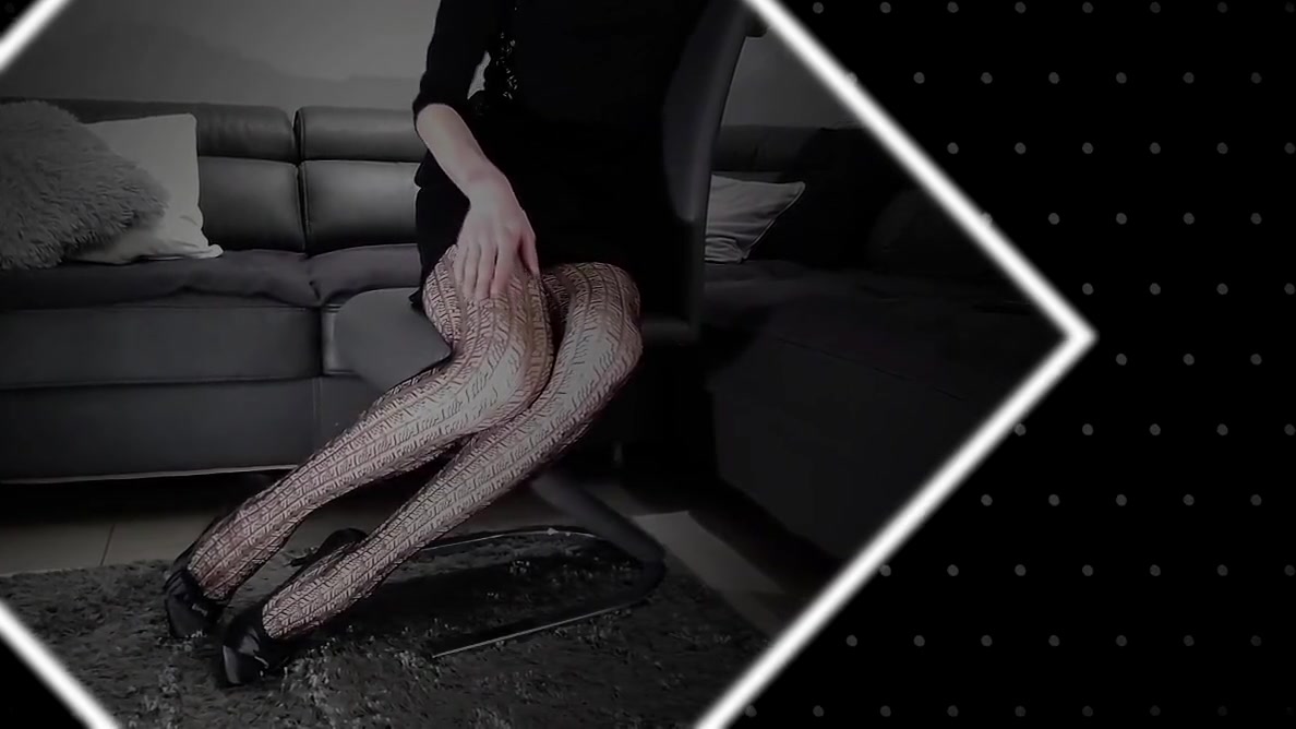 Squirting Temptation In Sexy Lace Lingerie
