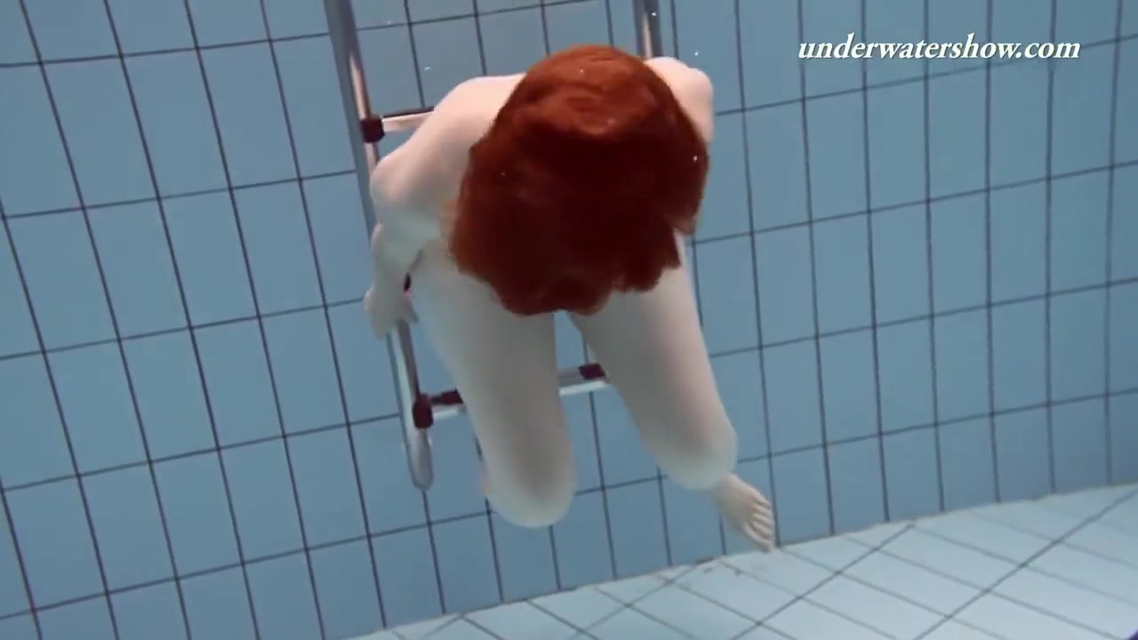 Lenka Enjoys Nude Erotic Sexy Swimming