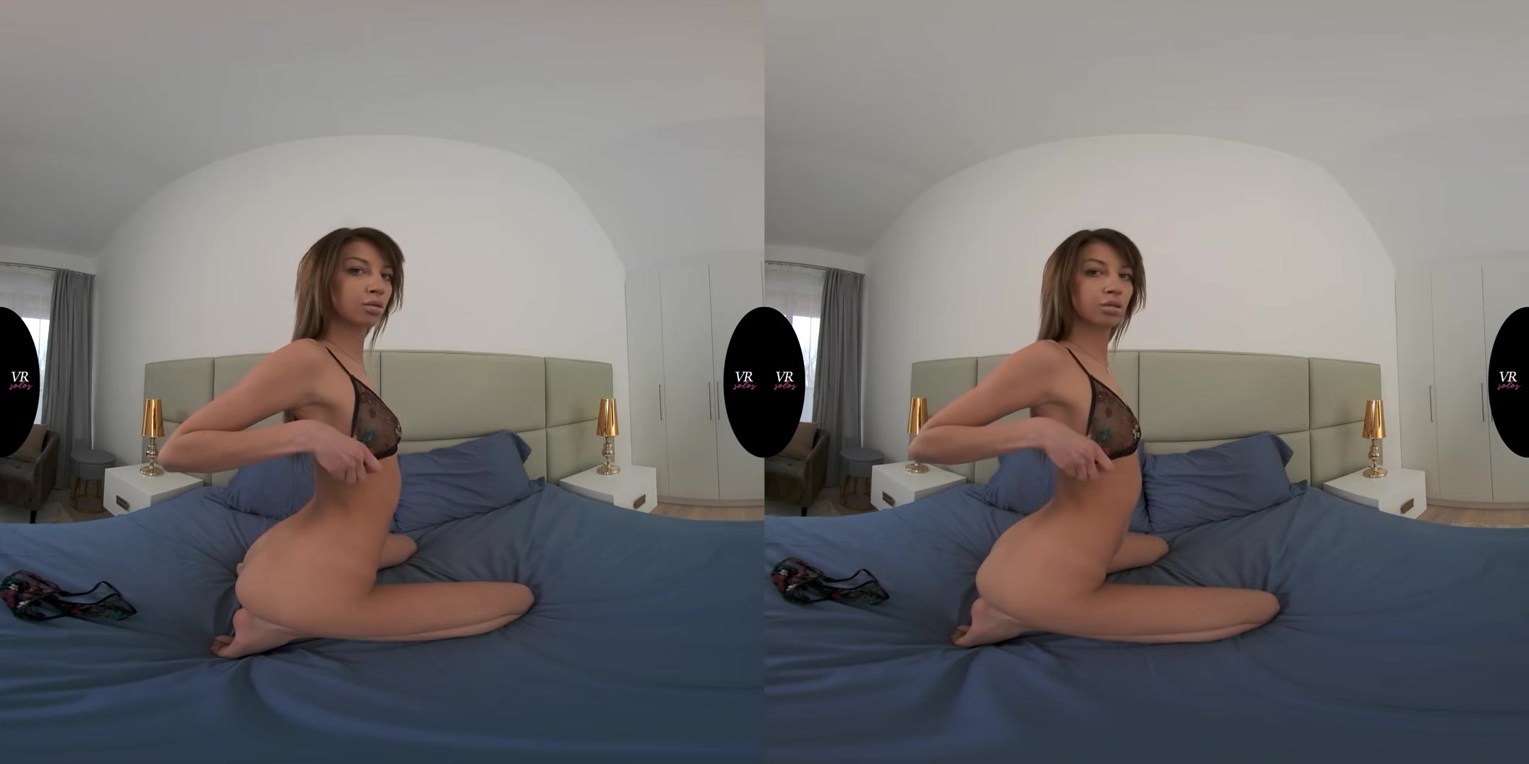 Lingerie Try Out Haul of Leggy Teen Liza Part 1 - Cute Amateur Shows off Her Stockings