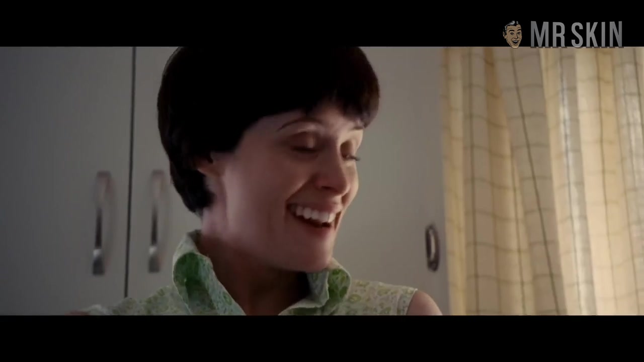 First Man's Claire Foy Nude Will Make You Arm-Strong - Mr.Skin