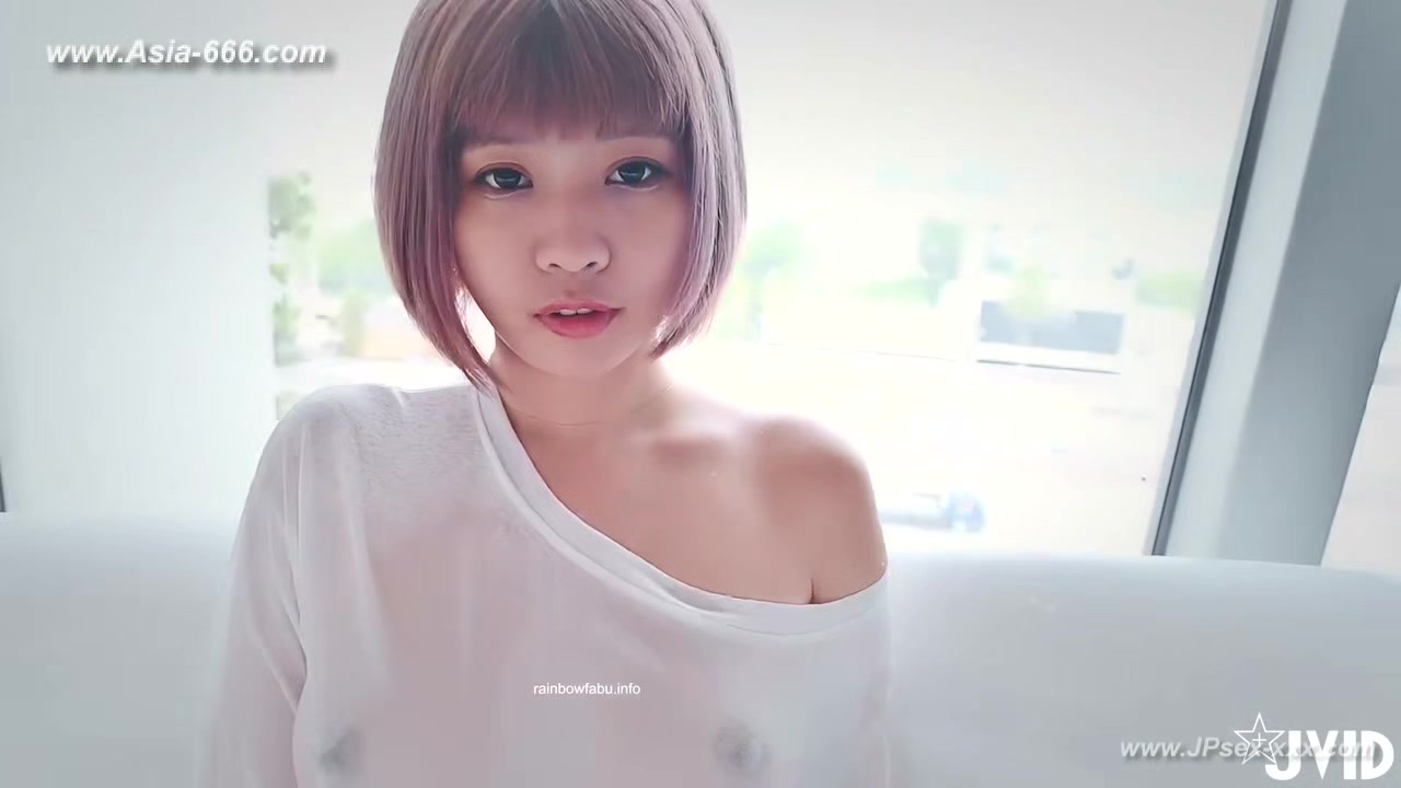 chinese model posing nude.130