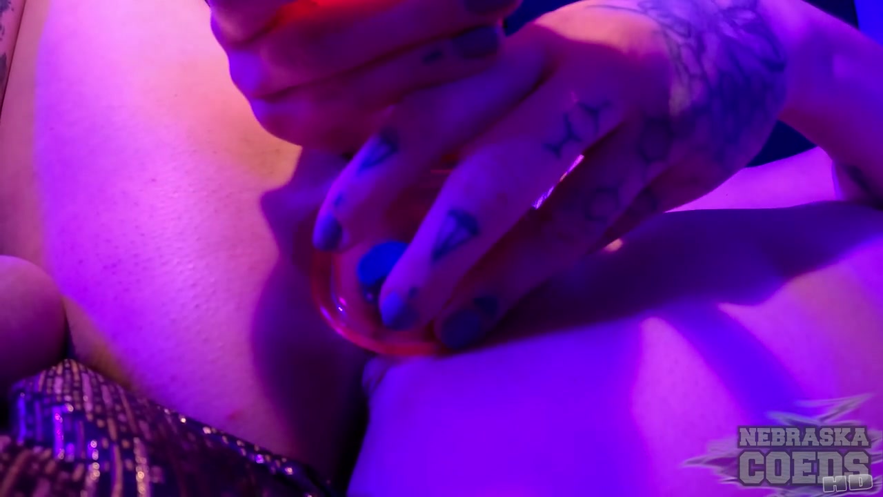 Hot Fetish Late Night Masturbating Sam Big Boobs Inflating Her Pussy With Suction And Dildoing