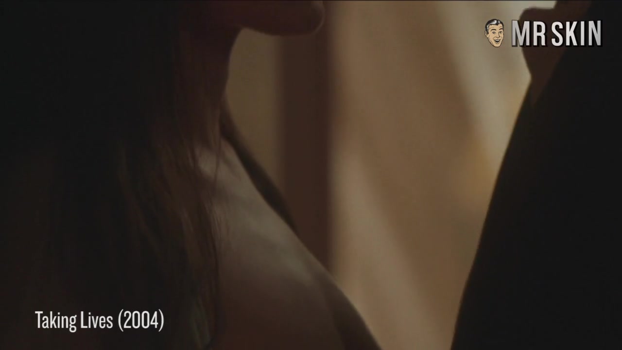 Best Of: Angelina Jolie - Mr.Skin