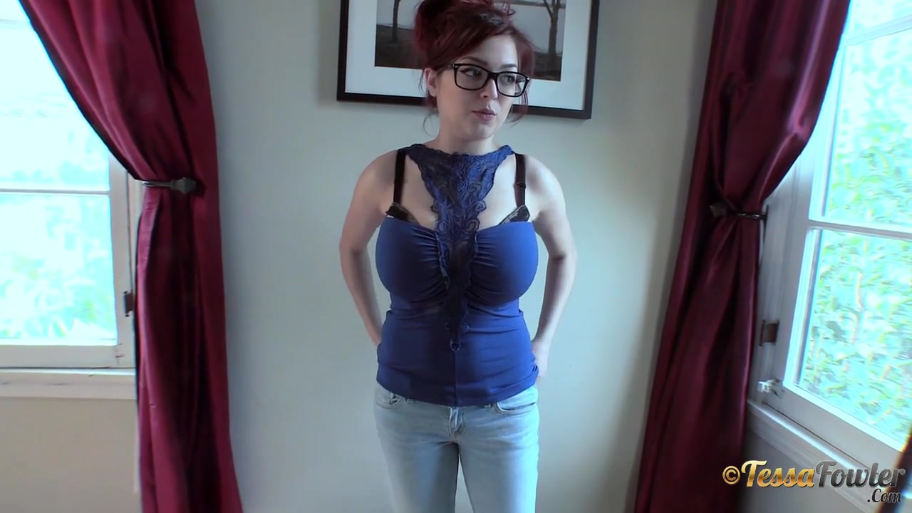Tessa Fowler - Fan Outfits Royal Blue Top 3