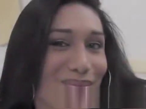juicy brunette hammers dude With giant cock