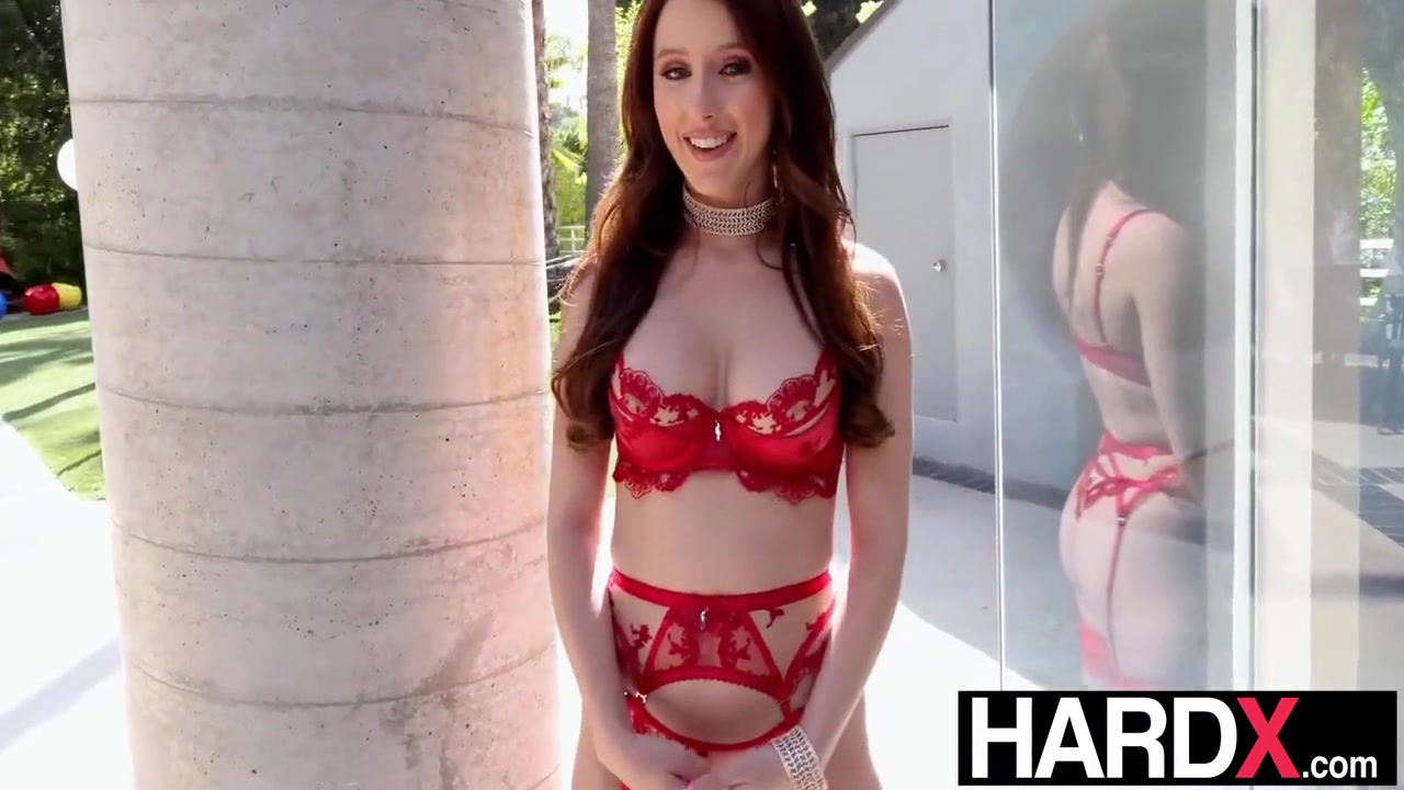 Hot 1st Blowbang 12 Min - Charly Summer And Charly Summers