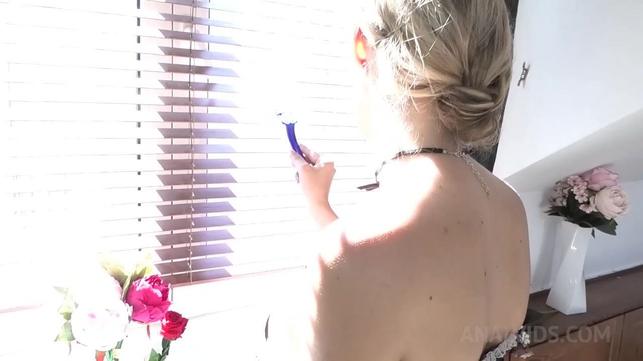 Hard DP 3 on 1 Hard Destroy Small Ass Jessie Ames with Perfect Gapes and Creamies in Ass VG174 - AnalVids