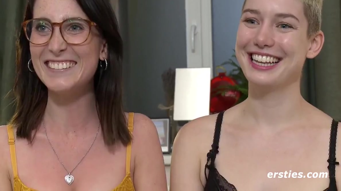 Lias Und Birgits Lustvolle Spiele Mit Analplug Und Analkugeln