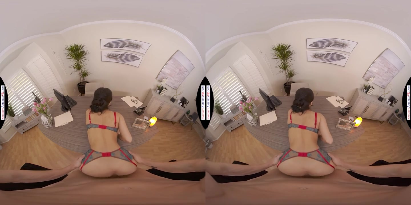 Your Marriage Counselor Crystal Rush Wants To Fuck Your Brains Out