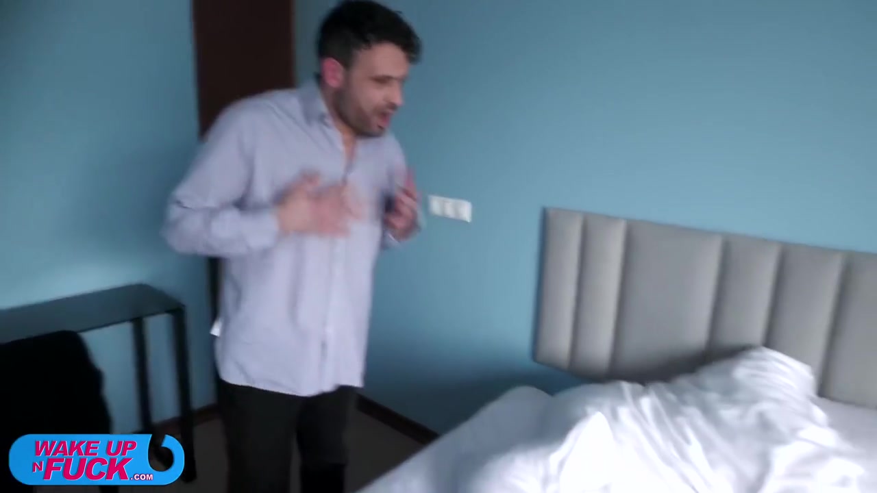 Foursome Casting I & Pissing