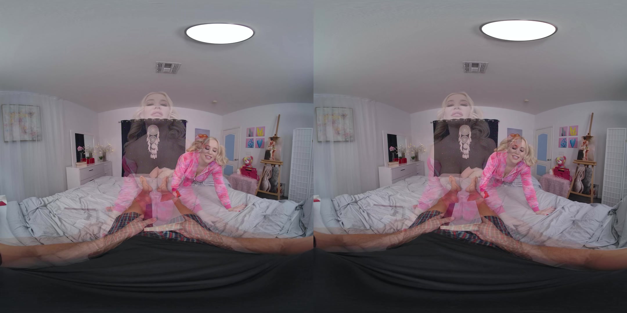 Your Hottie Savannah Bond - RealJamVR