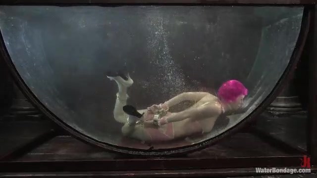 Cherry Torn Is Pink Hot - Kink