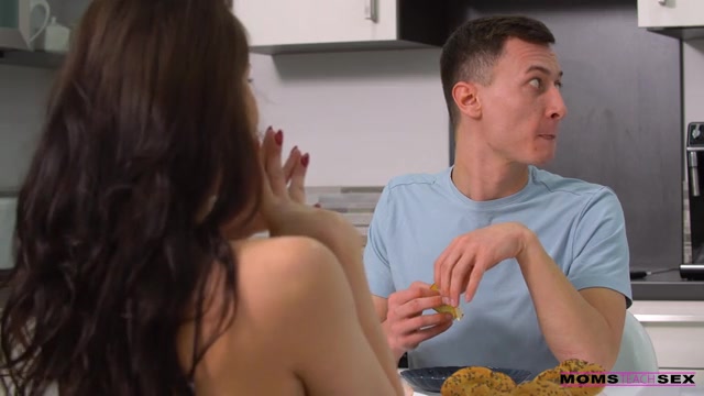 Stepmom Cant Keep Her Hands Off Of Me - S20:E3 - Nubiles-Porn