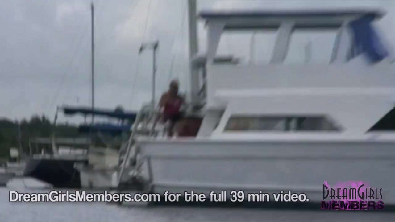 Crazy Blonde Gets Naked In Super Risky Spots In Tampa - DreamGirlsMembers