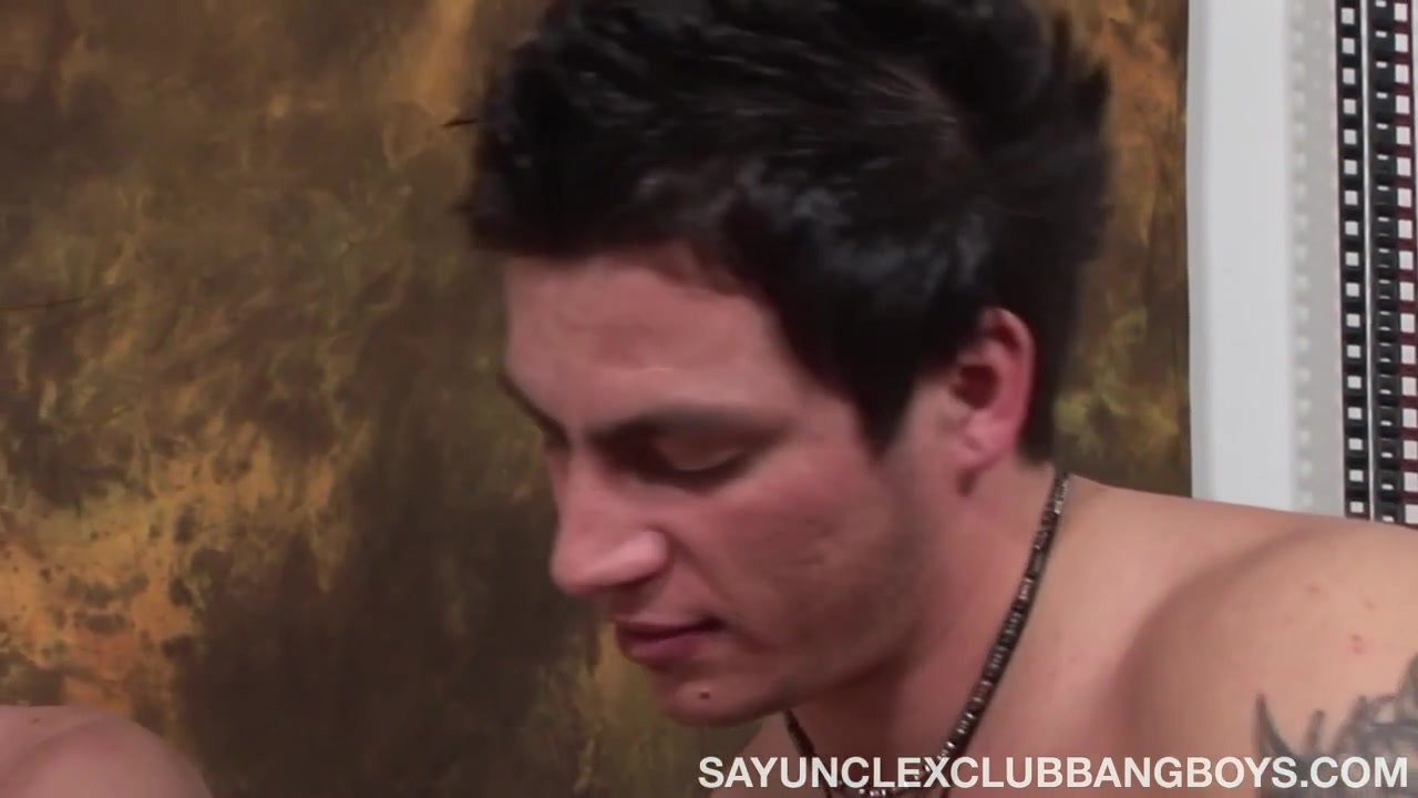 Bareback Photoshoot Threesome - SayUncle