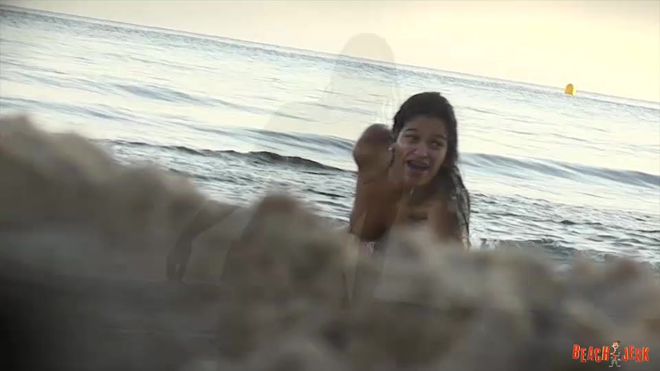 Wet and bouncy - BeachJerk