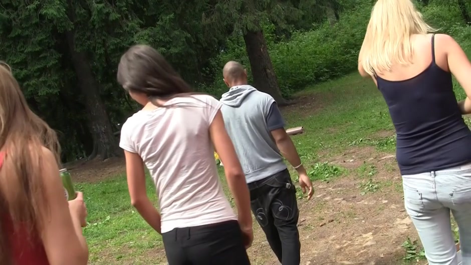 Albina & Ariana & Destiny & Lindsey & Madelyn & Natalie in teenage porn with hot chicks shagging in nature
