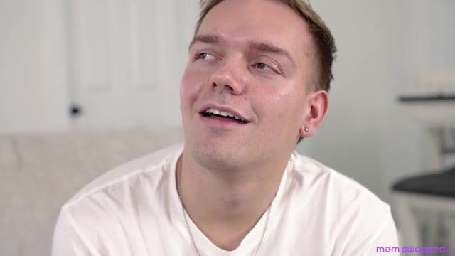 Your Son Glued His Hand To His Dick - S1:E9 - Momlover