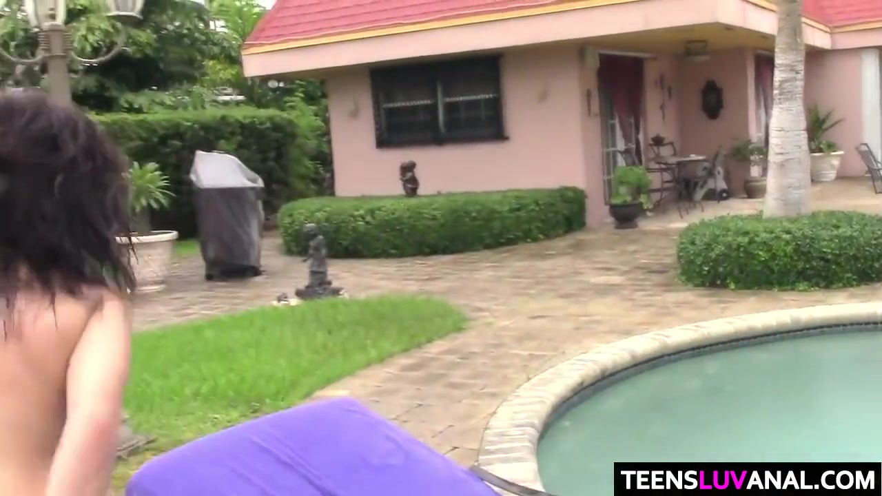 Kimber Woods In Outside Anal Fun With