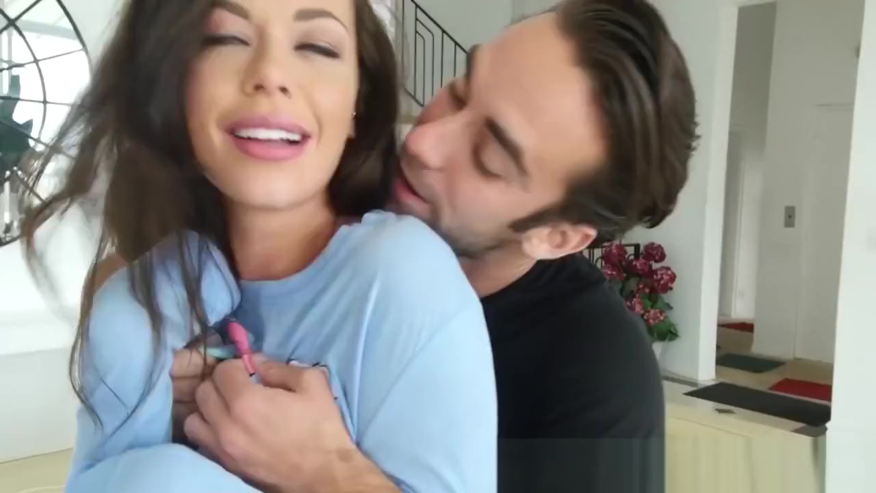 Stepsister Fucked For Cig
