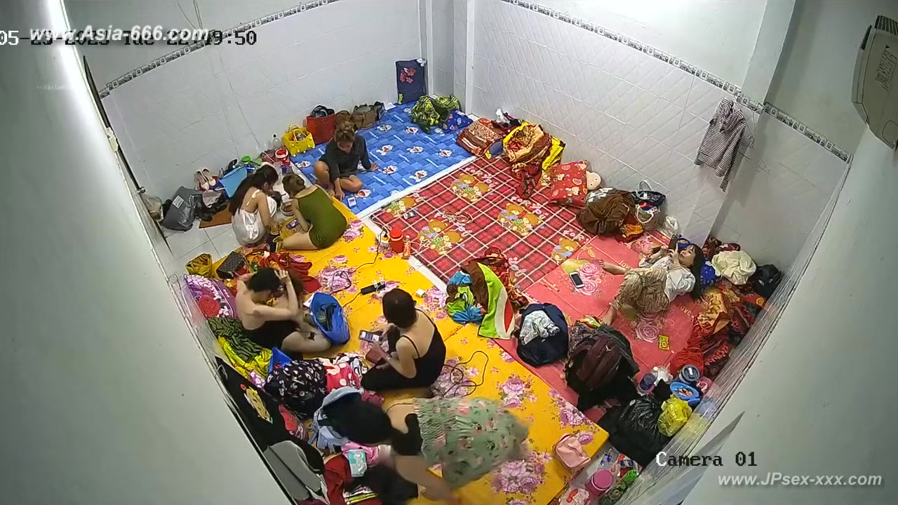 chinese girl changeroom.33
