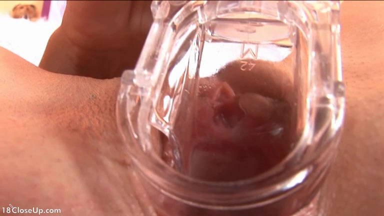 teen 18+ Pussy Explored With Speculum
