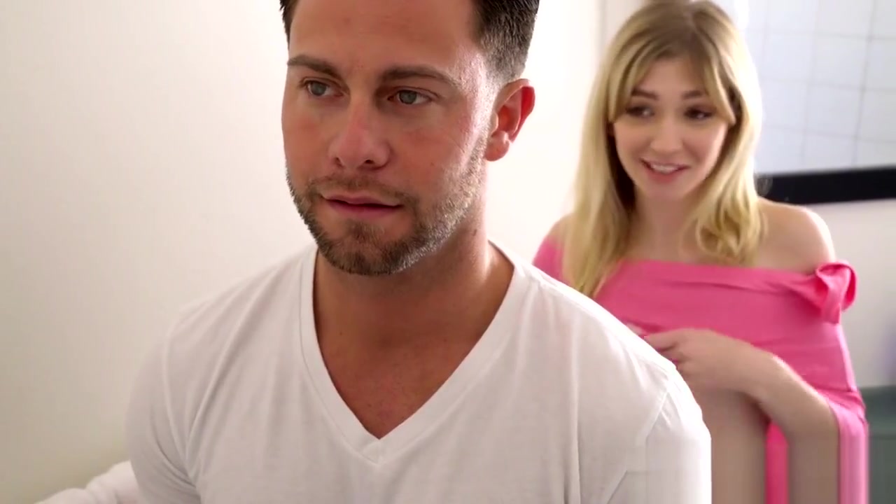 my family pies - psycho shower scare on my stepsister s10:e2