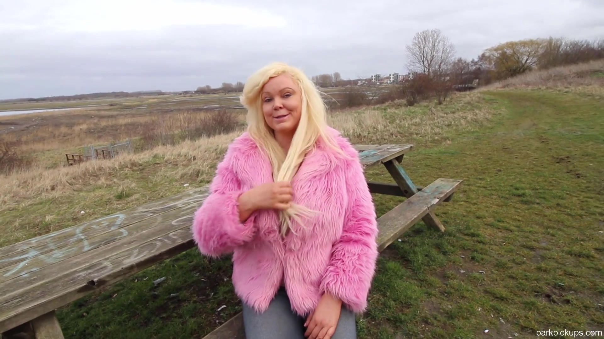 Barbie Swede Suck Cock In Public - Sex Movies Featuring Svenskporr