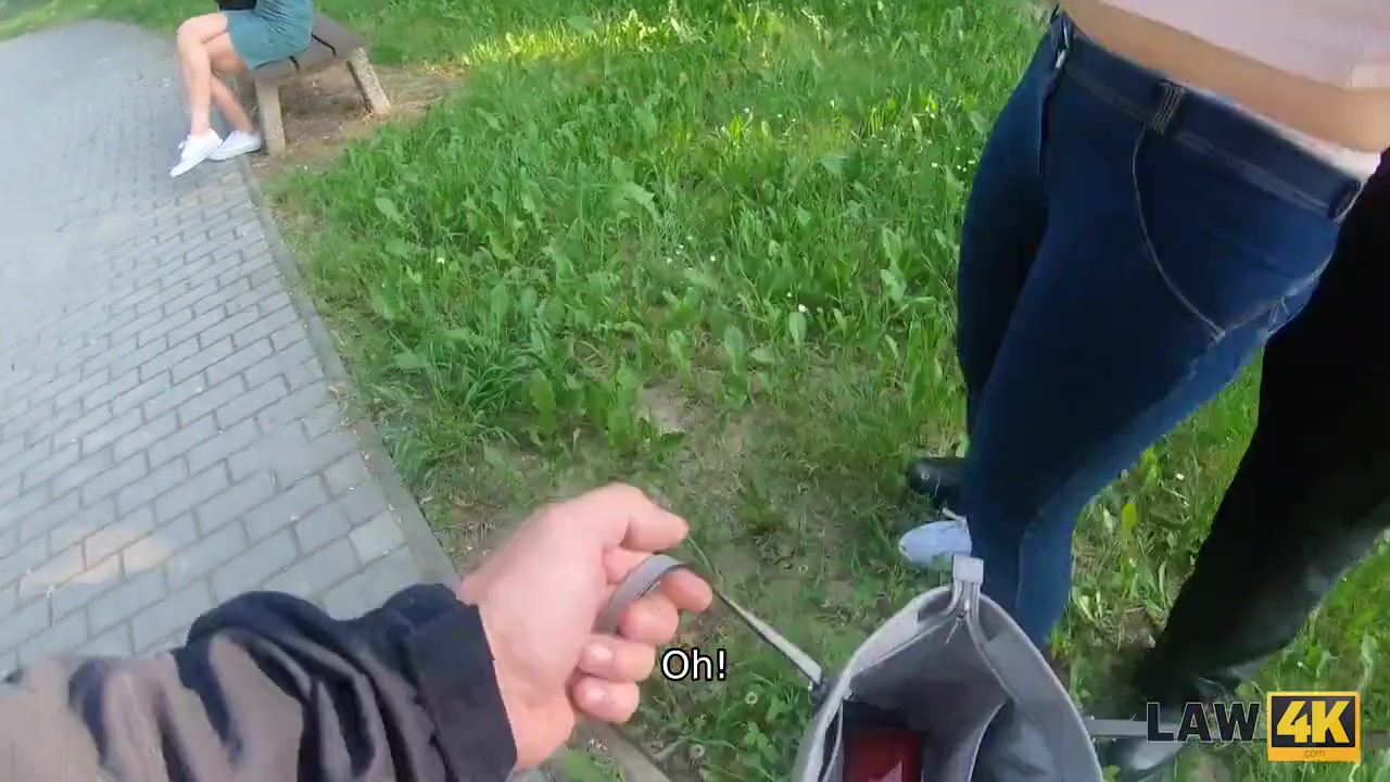 LAW4k. Voluptuous girl turns out to be thief and should be punished