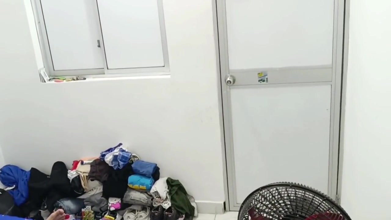 Sub Espanol - My Latina Brunette Stepsister Comes To My Room And Shows Me Her Rich Brunette Tits
