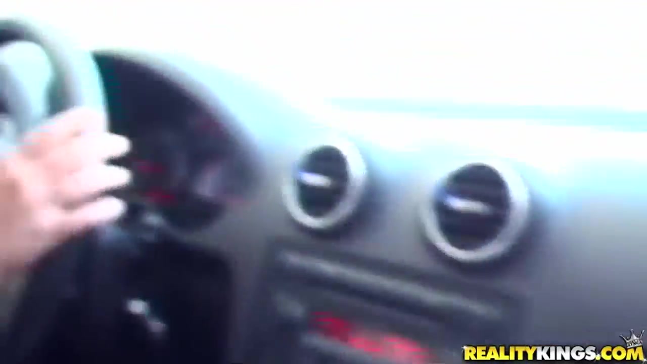 A sexy Aussie girl drives cruises around