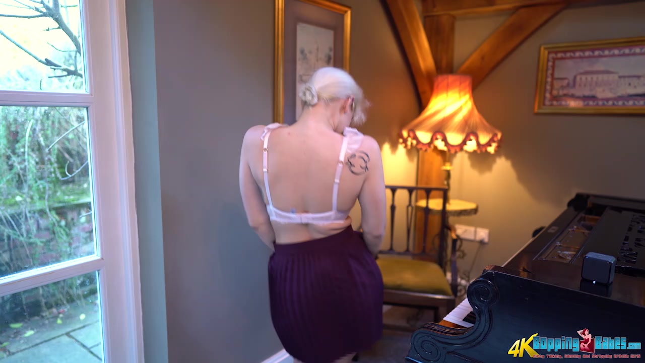 Baby Dolliyy - Common Room Dance - BoppingBabes