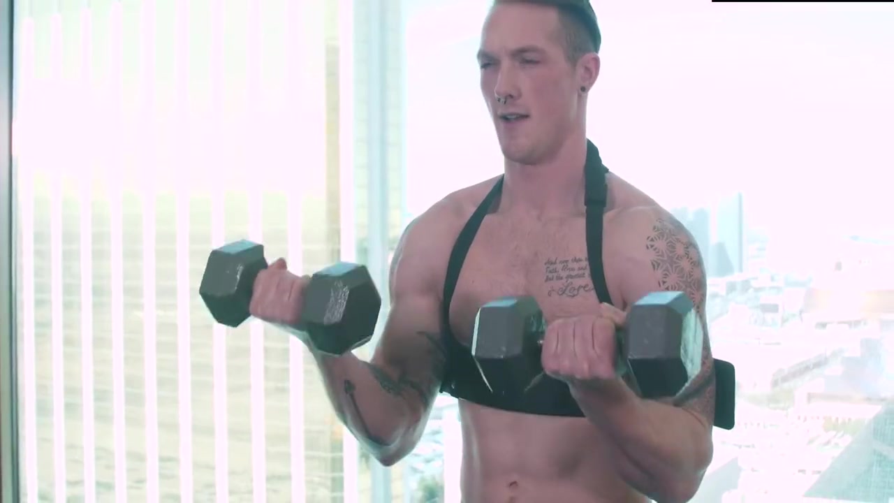 Jackson Rams Brads Tight Ass While Do Bicep Curls
