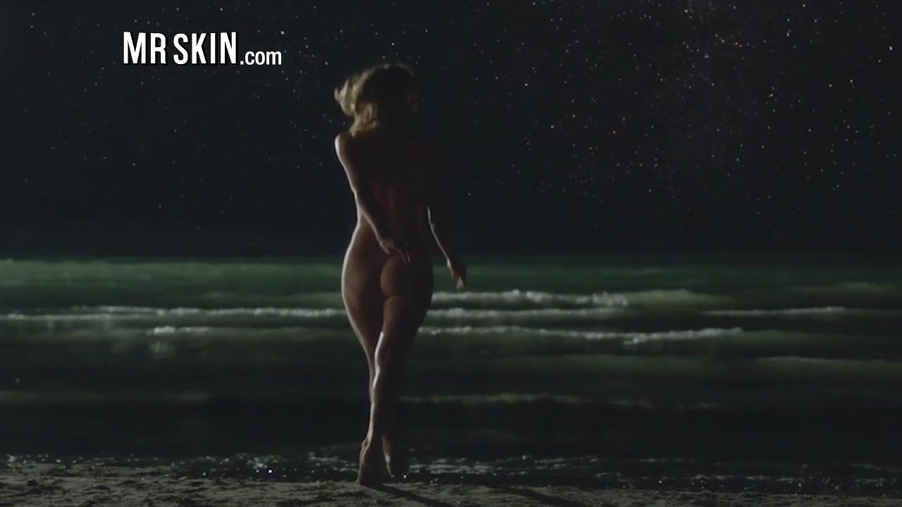 Horrible Bosses' Jennifer Aniston Will Give You a Raise - Mr.Skin