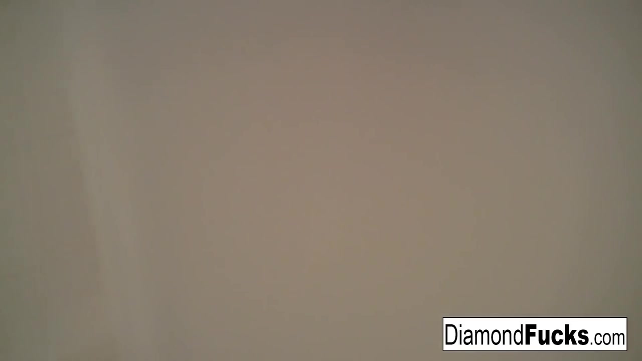 Big Tittied Latina Loves Rubbing Her Pussy