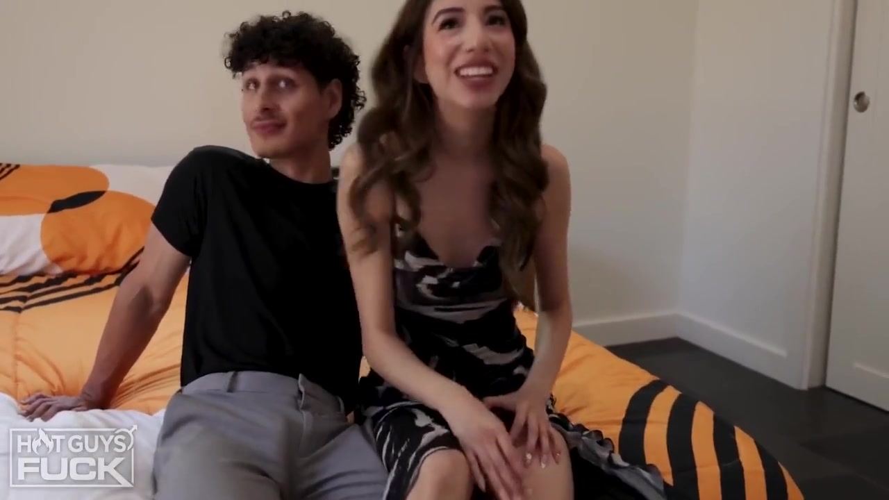 Big-dicked Southern Stud Pounds Tiny Latina Pussy