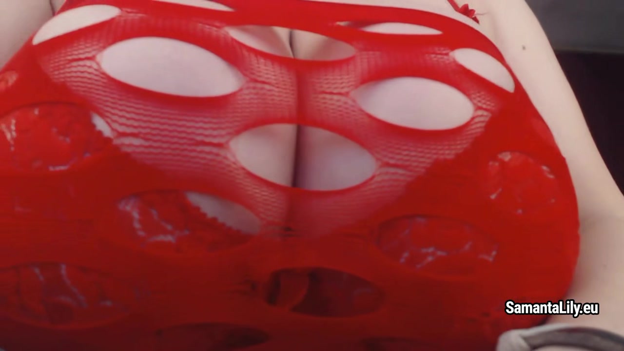 Busty MILF Samanta Lily sucks red dildo and shows her giant bristols