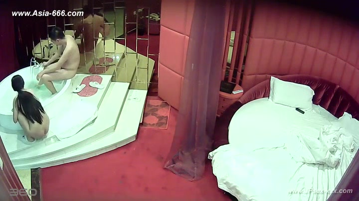 Hackers use the camera to remote monitoring of a lover's home life.256