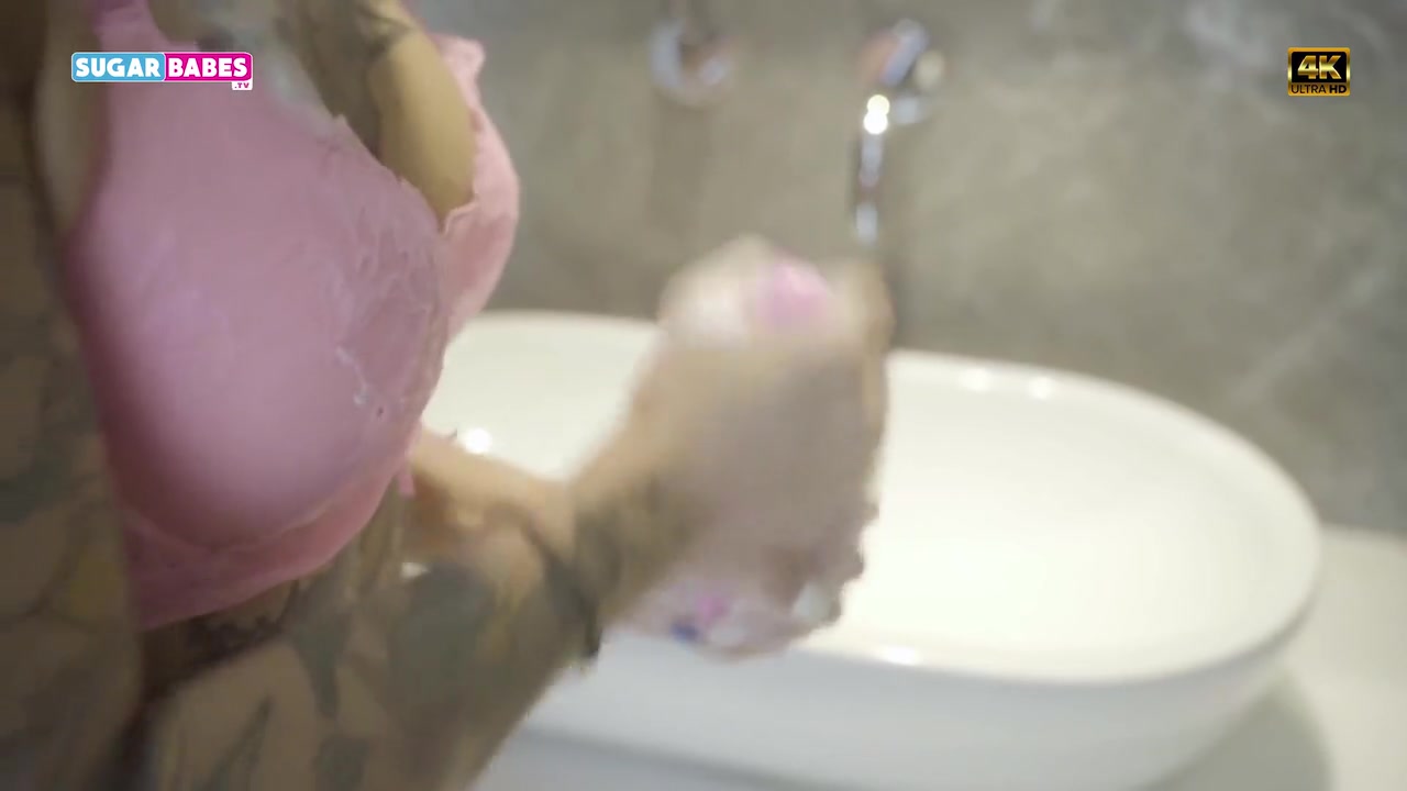 Clara Ortiz In Tokyo And Love Anal