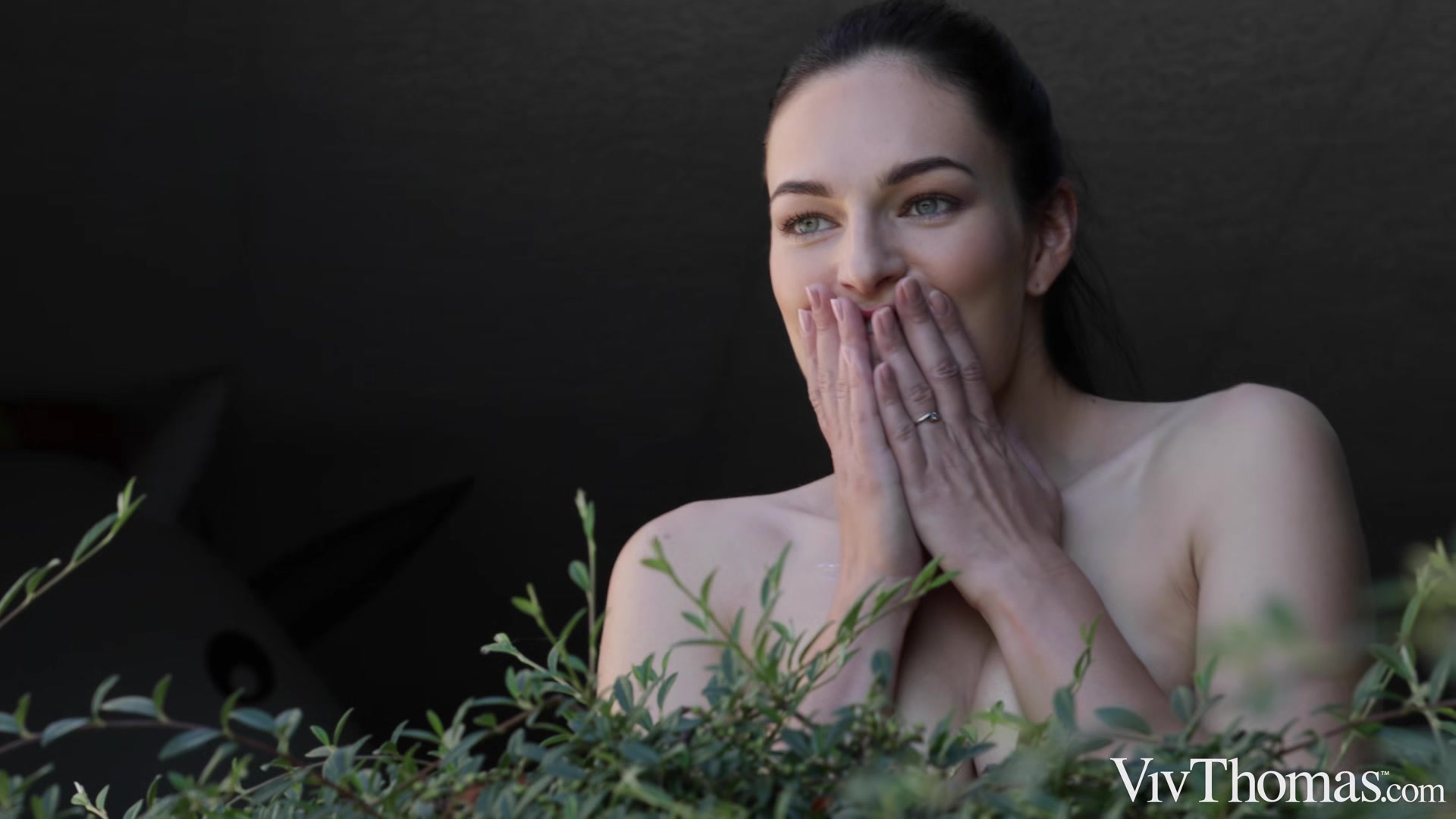 Wet And Wild - Emelie Crystal & Lee Anne - VivThomas
