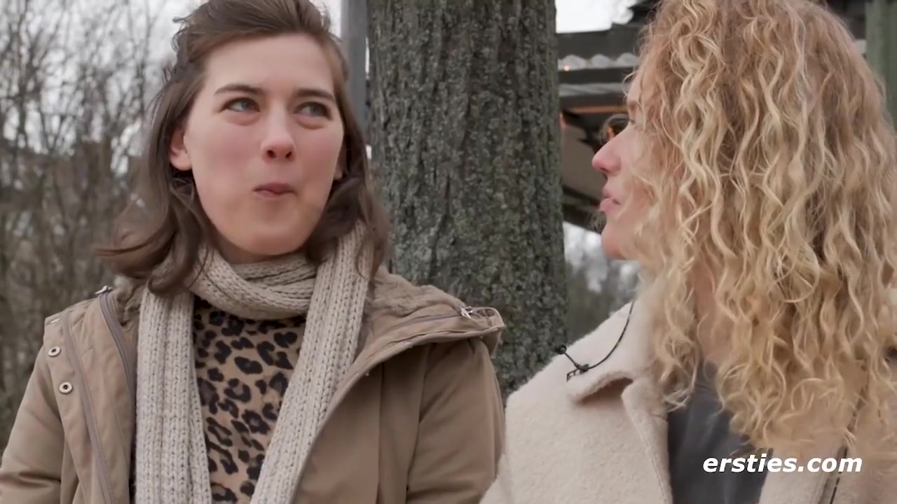 Amanita Und Sally D Beim Lesbischen Date Mit Hohepunkt