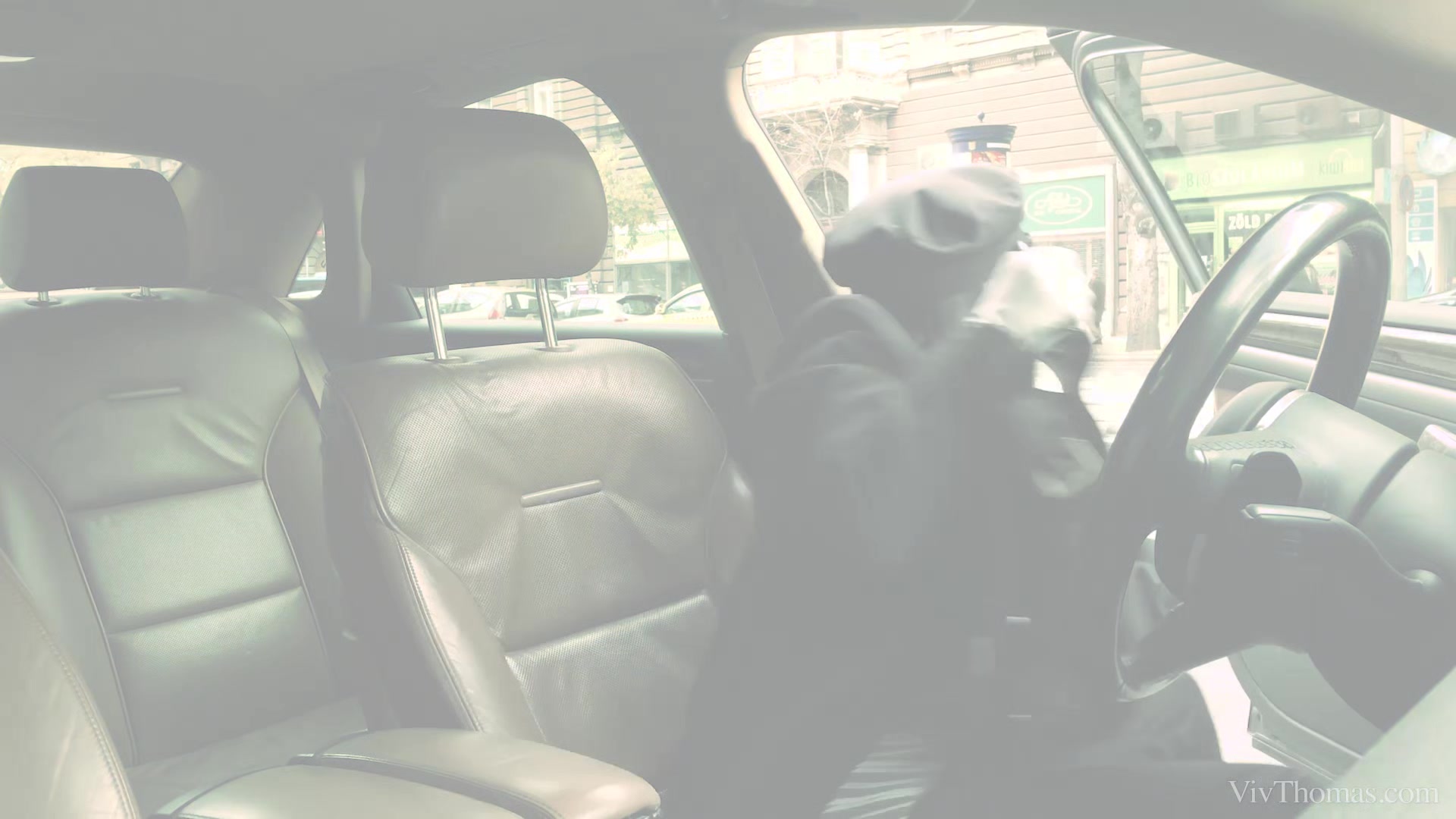 Androgynous 4 - The Driver - Frida Sante & Rina Ellis - VivThomas