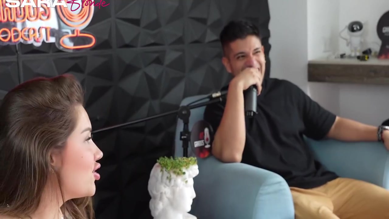 Tv Interview Ends Really Bad, Blowjob And Of Cum With Sara Blonde And Blonde Sara
