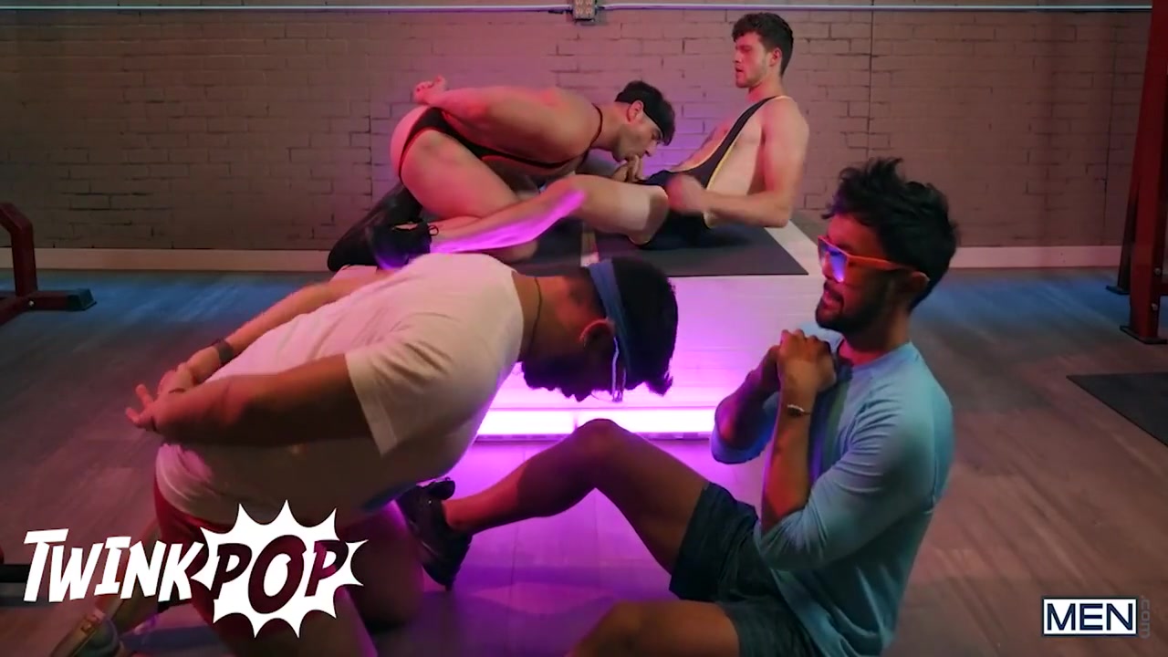 Spends Day At The Gym Getting Fucked With His Instructor 11 Min - Michael Boston And Finn Harding