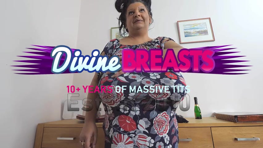 Esmeralda Busty Self Suck